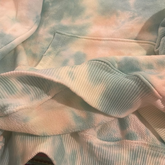 💕NWOT Tye Dye Hoodie by Aerie Super Cute beachy vibes 🏖️ - Picture 9 of 11